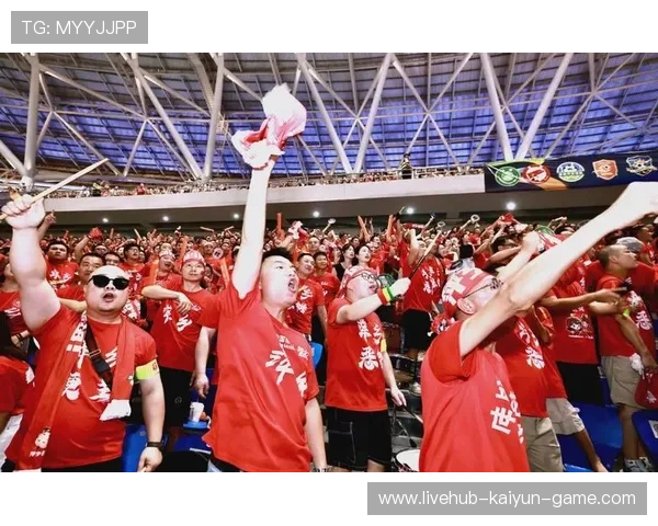 中国男篮的坚持赢得掌声，中国男篮虽败犹荣